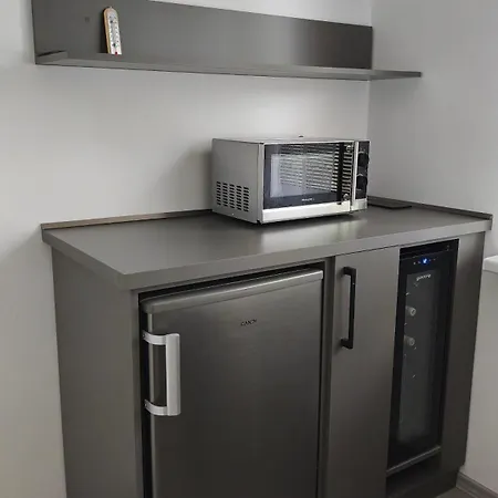 Daire Apartman Velke Losiny *